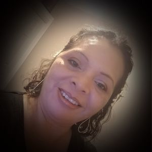 Meet your Posher, Alma